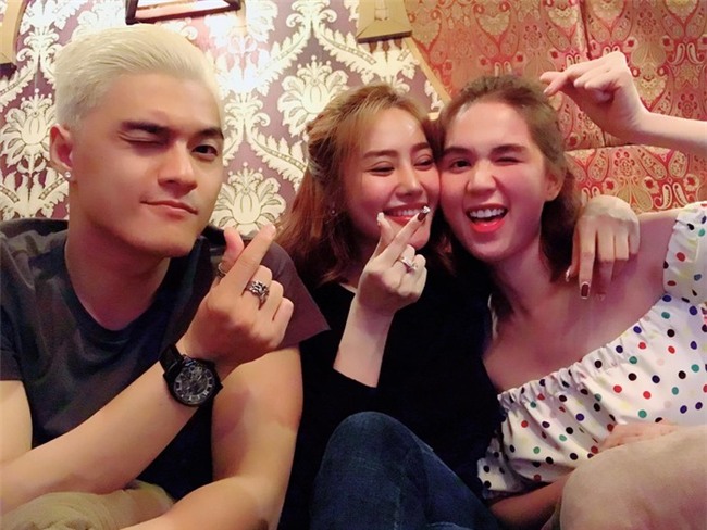 Liệu cặp đôi Hải - Chi yêu lại từ đâu chăng?&nbsp;Cách đây ít hôm trong tiệc sinh nhật của YAN News, Linh Chi - Lâm Vinh Hải còn gửi lẵng hoa với nội dung 