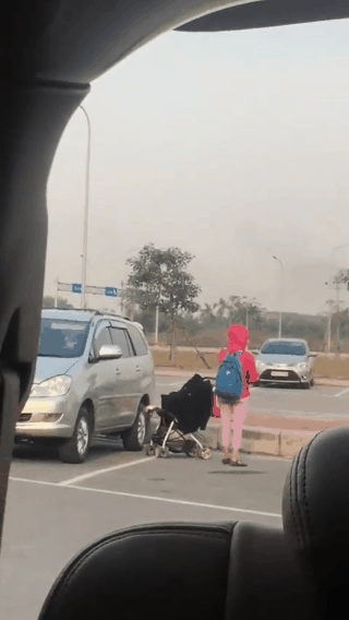 Lại là ‘hotgirl’ Bella xuất hiện ở sân bay, nhiều người dự đoán hay là sắp có biến gì lớn chăng? - Ảnh 2.