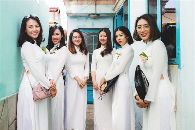 dan be trap that khan quang do cua cap doi chang nhiep anh va nang "cua hiem" gay bao - 7