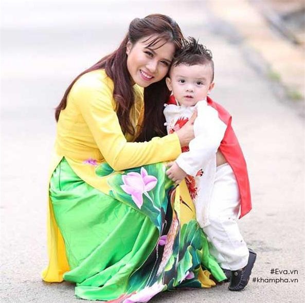 me tre xinh dep bat mi cach day con lai viet - duc 3 tuoi noi duoc 3 thu tieng - 1