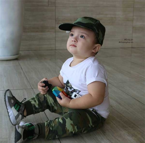me tre xinh dep bat mi cach day con lai viet - duc 3 tuoi noi duoc 3 thu tieng - 3
