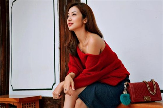Jennifer Phạm,làng sao