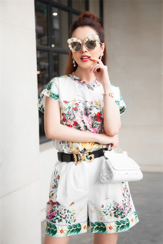 Jennifer Phạm,làng sao