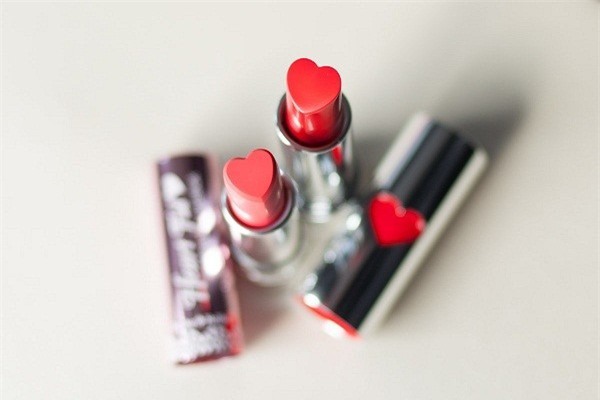 Không về thăm mẹ vì mải kiếm tiền cho người yêu mua đồ, chàng trai cuối cùng vẫn bị đá - Ảnh 2.