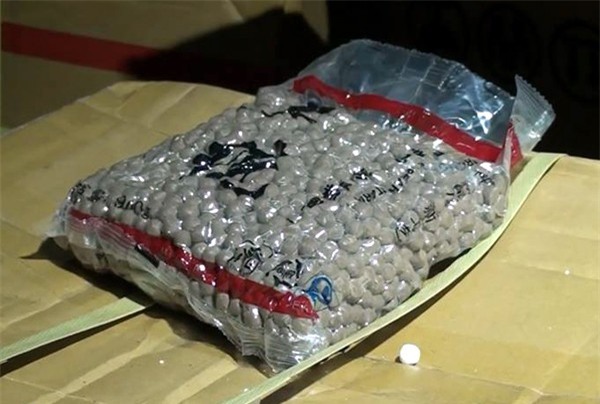 Hà Nội: Thu 4 tấn hương liệu làm trà sữa, siro... không rõ xuất xứ