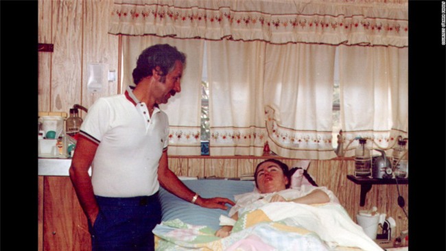 “Mẹ ơi đừng bỏ con” - lời khẩn cầu của con gái trong phòng cấp cứu và sự kiên trì của người mẹ gần 4 thập kỉ - Ảnh 3.