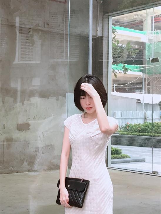 Không biết do chỉnh sửa quá đà hay tụt cân không phanh mà thân hình Elly Trần bỗng tong teo thế này! - Ảnh 4.