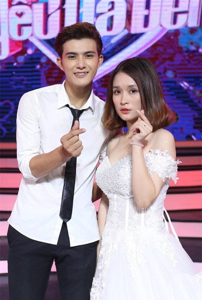 nhung chuyen tinh "hot" nhat tren cac tv show hen ho nam 2017 - 11