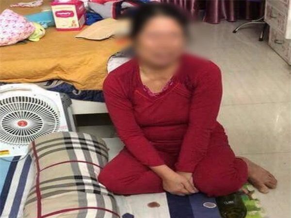 Rơi nước mắt trước những vụ bảo mẫu, giúp việc bạo hành trẻ dã man trong năm 2017 - Ảnh 3.