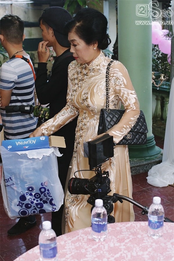 Lễ rước dâu của ca sĩ chuyển giới Lâm Khánh Chi-6