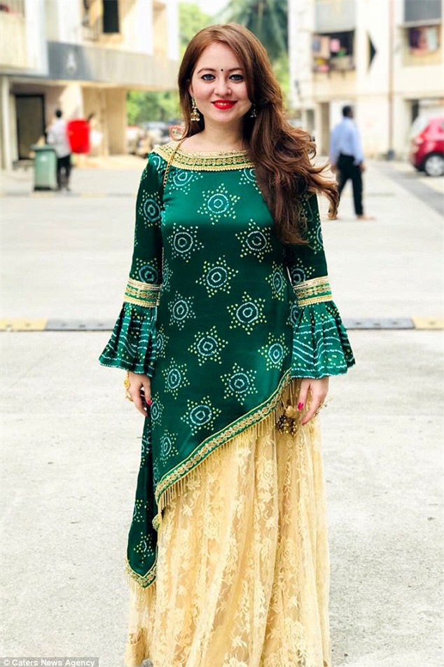 Sinh ra bị coi là quái vật vì ngoại hình khác thường, 20 năm sau ai cũng phải trầm trồ vì sắc đẹp của cô - Ảnh 5.