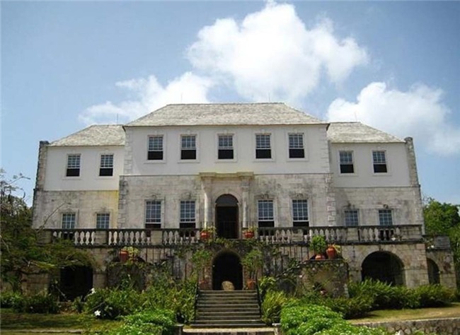 Câu chuyện nữ chủ nhân biệt thự nổi tiếng nhất Jamaica: Phóng đãng, hại chết 3 người chồng rồi nhận kết cục bi thảm - Ảnh 2.