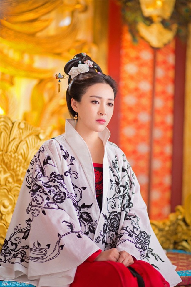 Cuộc đời ngang trái của Hoàng hậu bị chị gái từ mặt vì dan díu với anh rể, sau sa cơ phải hầu hạ bạo chúa - Ảnh 8.