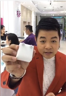 Sự thật Quang Lê túng đến nỗi bán nhẫn kim cương tiền tỷ làm show?