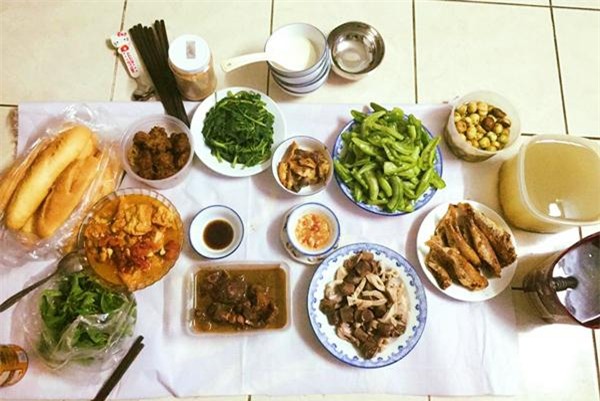 nhung mam com ngon mieng, da mat cua chi dau khien em chong cung phai me man - 10