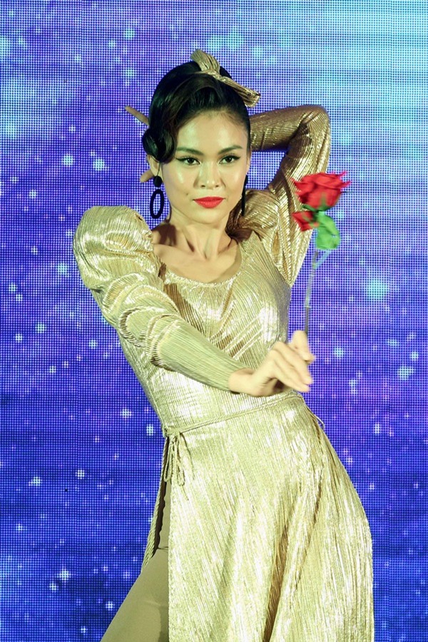 Hóa thân thành Cô Ba Sài Gòn, Mâu Thủy tỏa sáng trong phần thi tài năng-3