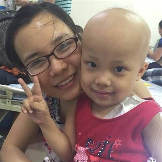 Tâm sự mẹ dành cho con gái 5 tuổi bị ung thư máu: Mẹ chấp nhận đổi mọi thứ để con được sống con ơi! - Ảnh 9.
