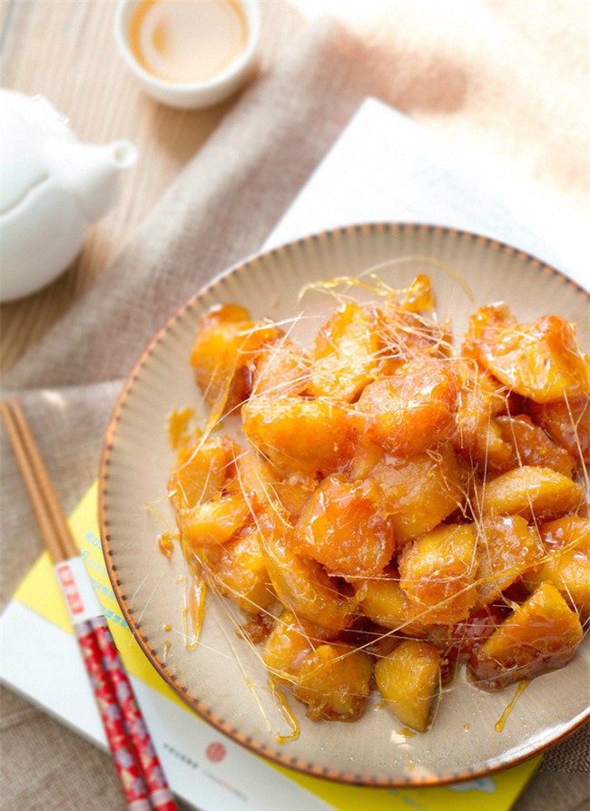 Khoai lang ngào đường - món ăn vặt ngon bổ rẻ đặc biệt dành cho mùa đông - Ảnh 4.