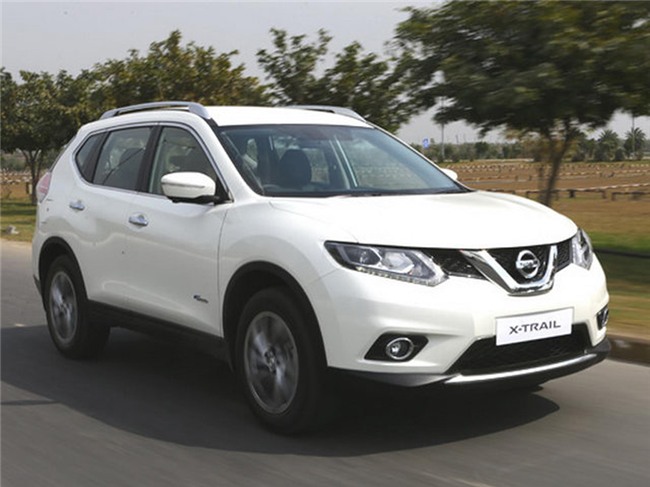 ô tô giảm giá,Giá ô tô,ô tô Nhật,ô tô Mitsubishi,Lexus,Honda CR-V,Toyota Camry,Nissan X-Trail