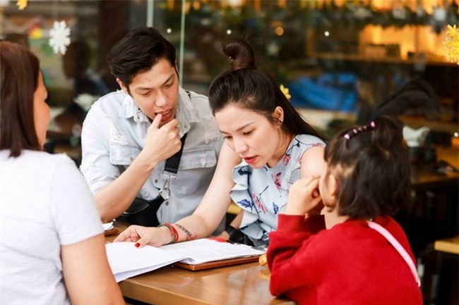 Hiền Sến đối xử thế nào với con riêng của Lý Phương Châu? - Tin sao Viet - Tin tuc sao Viet - Scandal sao Viet - Tin tuc cua Sao - Tin cua Sao