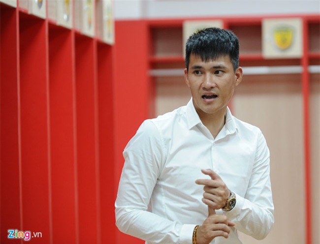 Cong Vinh: 'Cong Phuong can lon nhanh hon nua trong nam 2018' hinh anh 4