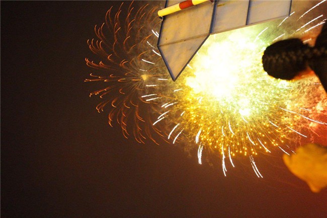 phao hoa ruc sang bau troi ha noi, tp.hcm, chao mung nam moi 2018 da den - 1