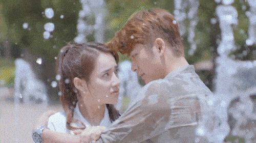 HOT: Thưởng thức Happy New Year phiên bản Sống chung với mẹ chồng và Người phán xử-4