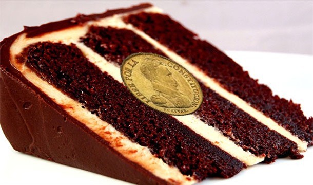 Những phong tục chào đón năm mới vừa thú vị vừa kỳ lạ trên thế giới - Ảnh 8.