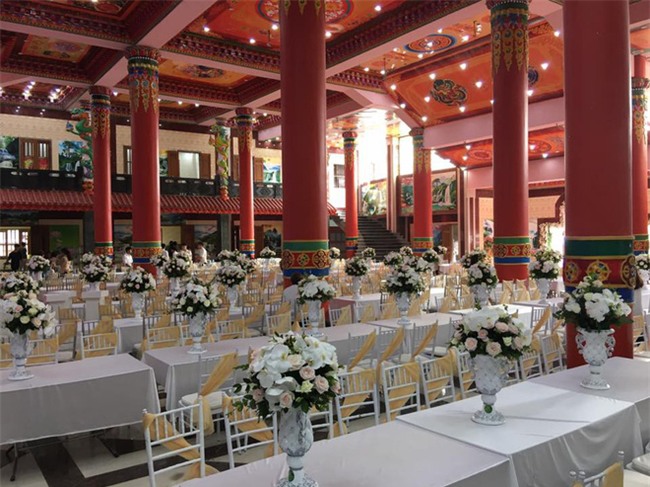 5 đám cưới nức tiếng vì độ xa hoa trong năm 2017: dựng rạp mấy ngàn mét vuông, trang trí 6-7 tỷ đồng - Ảnh 8.