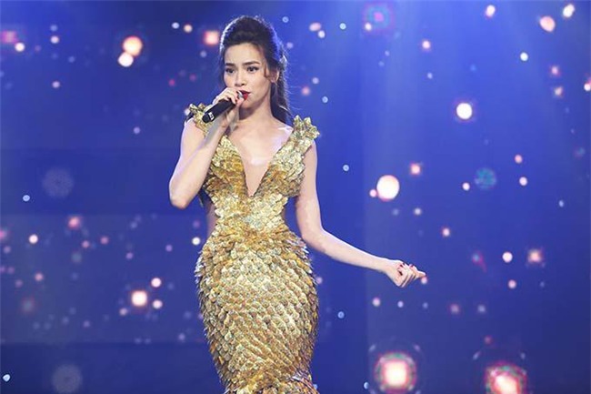 nhin lai mot nam thang tien trong am nhac va tinh cam cua ho ngoc ha - 3