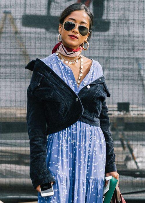 5 xu huong ao khoac dang "me hoac" cac co nang khap noi tren the gioi - 4