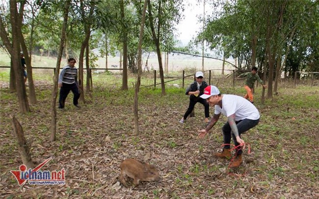 Tuấn Hưng liên tục ghi điểm với những hành động đẹp chuẩn soái ca-6