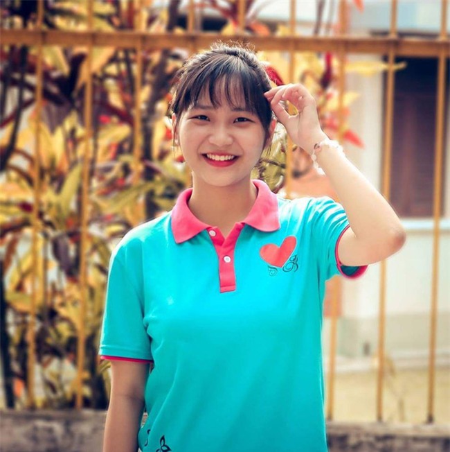 Cô gái dậy thì thành công đến nỗi đi họp lớp phải mang ảnh cũ để bạn bè nhận ra! - Ảnh 5.