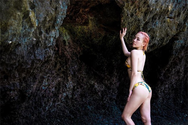 Không phải Ngọc Trinh, đây mới là những Nữ hoàng bikini của năm 2017 - Ảnh 9.