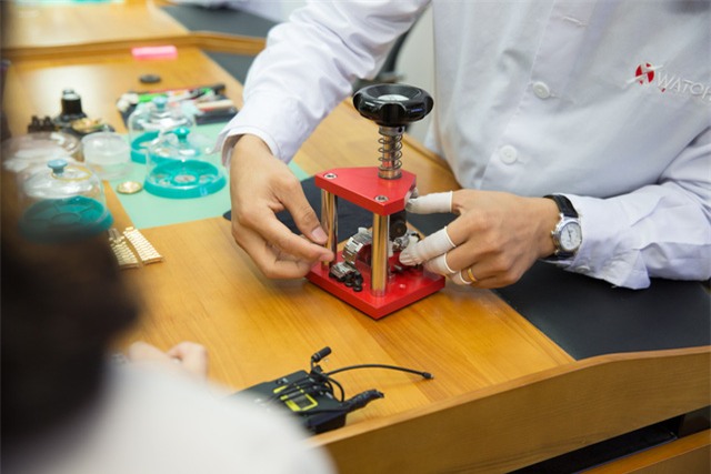 đồng hồ,đồng hồ cổ,thú chơi đồng hồ