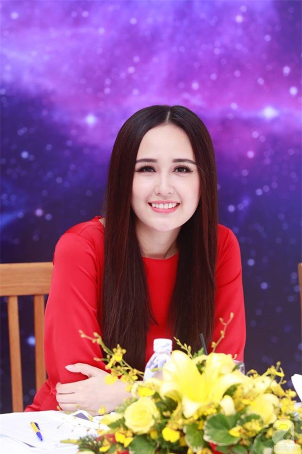 Sau 3 năm ở ẩn, Mai Phương Thúy xuất hiện với đôi lông mày có hơi sai quá không? - Ảnh 2.