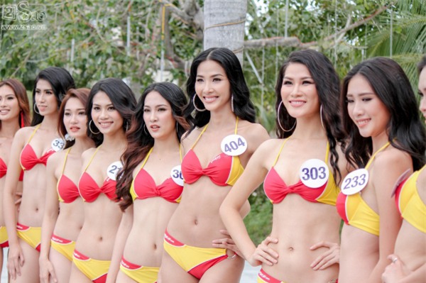 Thí sinh Hoa hậu Hoàn vũ khoe đường cong rực lửa với bikini gợi cảm-13