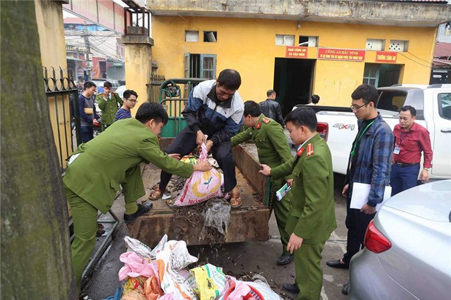 cap nhat vu no kinh hoang o bac ninh: ai la chu co so thu mua phe lieu? - 2