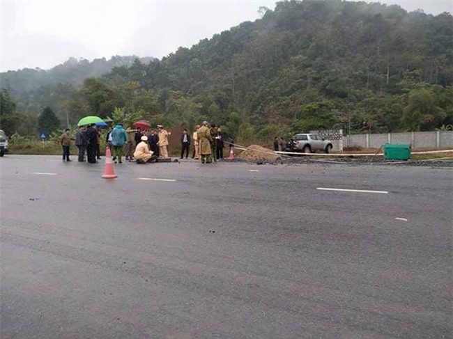 Công an bắt giữ tài xế lái ô tô tông chết 5 công nhân đang thi công giữa đường - Ảnh 2.