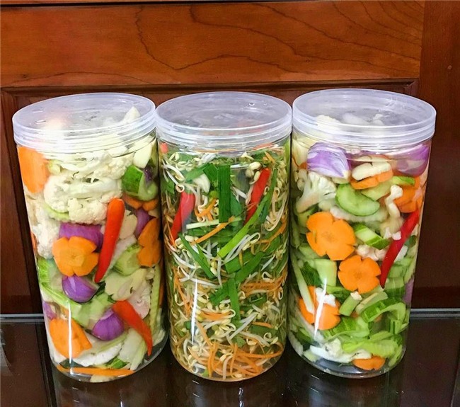 me 2 con mach cach lam dua muoi tong hop vua ngon vua dep, ngam thoi da du them - 4