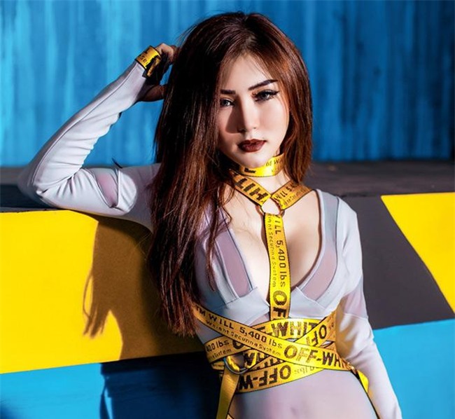 hai tu khoa lam dep dac trung cua huong tram: mat phai that dam, vong 1 phai that quyen ru - 8