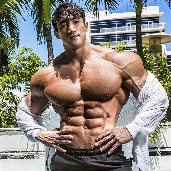 Hwang Chul Soon: Quái vật thể hình Hàn Quốc - Ảnh 6.