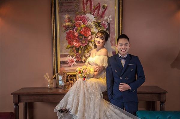 doi thuc xinh dep cua co dau trong anh cuoi "xau den giat minh" bi ban than tung len mang - 4