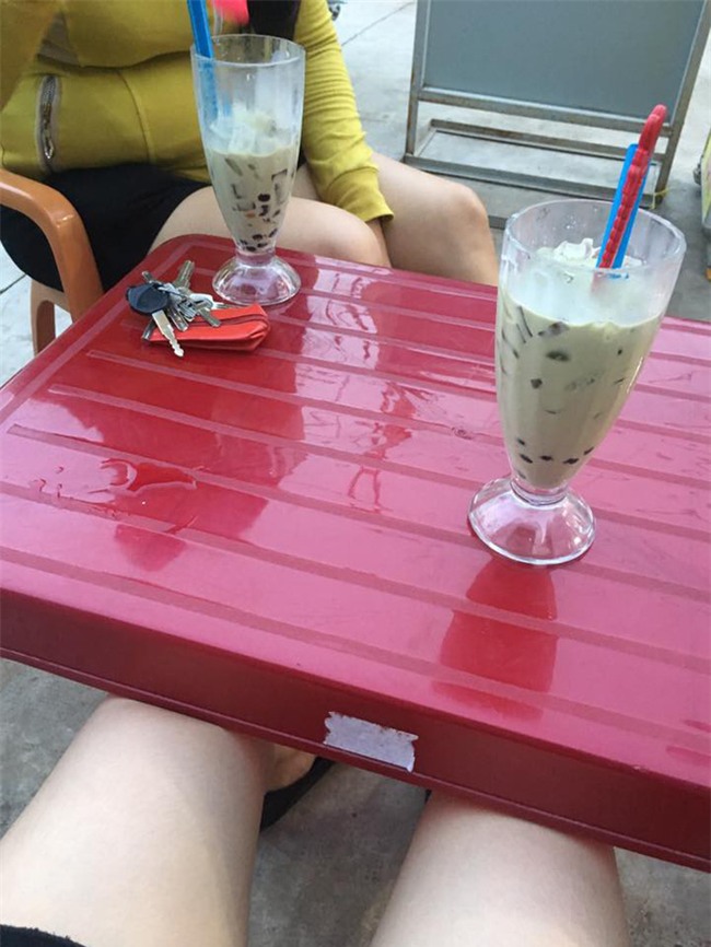 Lên mặt đòi dạy dỗ em chồng tội đến ăn cỗ mà không rửa bát dù chưa cưới anh người ta, cô gái trẻ ăn đủ gạch đá - Ảnh 2.