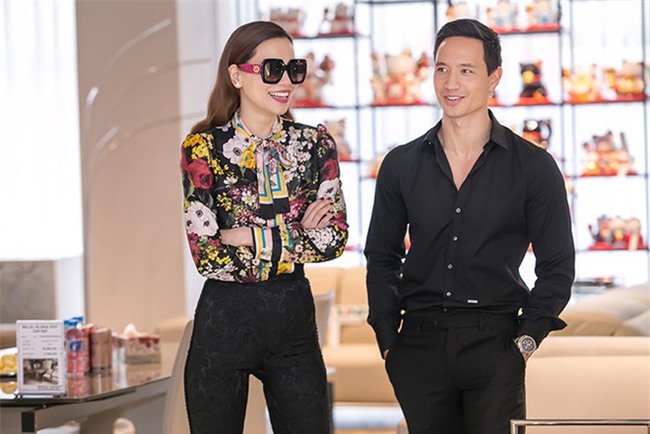 Kim Lý sau khi yêu Hà Hồ: Chẳng đứng gần chụp ảnh cùng bất cứ mỹ nhân Vbiz nào, chỉ sát cánh bên hai mẹ con Subeo - Ảnh 1.