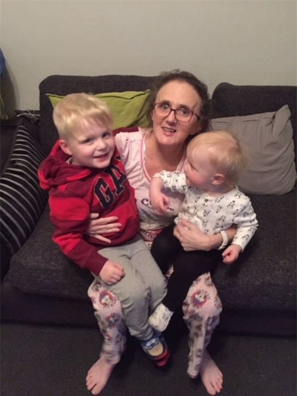 bệnh lạ, người phụ nữ bị bệnh lạ,chuyện lạ