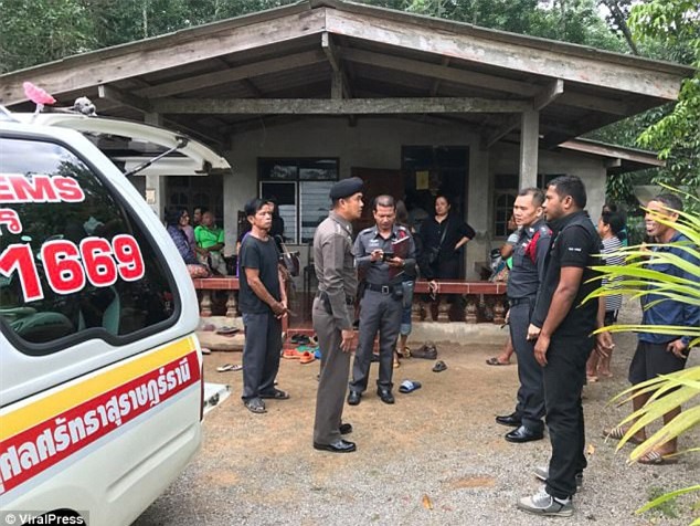 Mở cửa phòng cháu gái, cụ bà đau đớn khi thấy đứa cháu 9 tuổi bị rắn hổ mang lẻn vào cắn chết từ bao giờ - Ảnh 5.