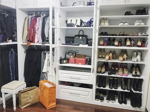 Ngắm 4 kho hàng hiệu to như siêu thị thời trang của sao Việt khiến triệu người ngưỡng mộ-10