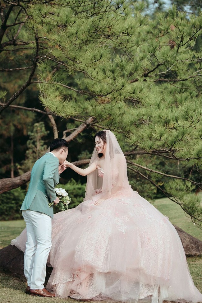 Top 10 Hoa hậu Việt Nam 2016 Trần Tố Như và hotboy cảnh sát khóa môi say đắm trong ngày cưới-11