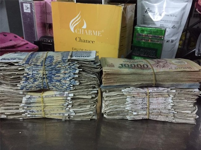 Mỗi ngày tiết kiệm 10-20 ngàn tiền lẻ, bà mẹ trẻ đã có hơn 16 triệu chỉ sau 5 tháng